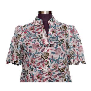 เดรสผู้หญิงสไตล์วินเทจหวานๆ ลำลอง ผ้าฝ้ายแท้ 100% แขนสั้น ความยาวปานกลาง ลายพิมพ์ดอกไม้ คอวี ติดกระดุม ทรงเอไลน์ ผ้าทอ - Product Image 2