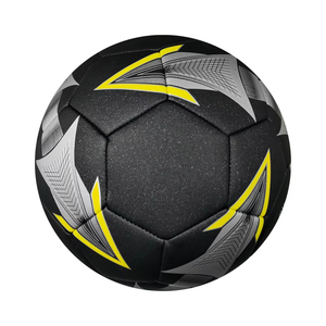 Nouveau ballon de football professionnel de haute qualité, logo personnalisé imprimé, ballon de football en PVC, style classique durable pour l'entraînement - Product Image 3