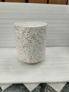 Oferta de Navidad: Mesita de Noche Estilo Ángel Pintada a Mano con Patrón Animal de Resina y Forma Personalizada - Product Image 4