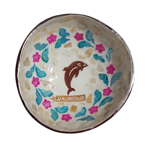 Venta al por mayor de cuencos artesanales de concha de coco con nácar, arte mosaico vietnamita, con motivos de tortuga y floral, aptos para alimentos. Tienda proveedora. - Product Image 1