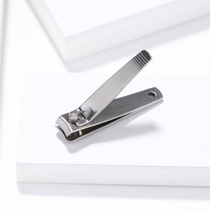 Coupe-ongles professionnel en acier inoxydable satiné de qualité médicale, lame droite, résistant à la corrosion - Product Image 4