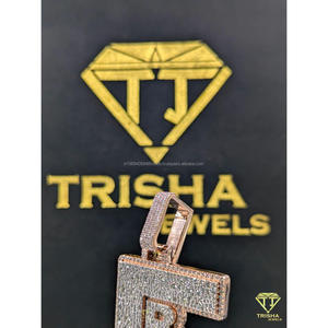 Colgante con el alfabeto FBG, diamantes de moissanita VVS, completamente cubierto de diamantes, plata de ley 925, chapado en rodio, joyería hip hop de Trisha Jewels - Product Image 4