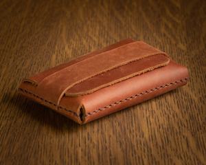 Titular de la tarjeta de crédito de cuero genuino minimalista personalizado hecho a mano Delgado Vintage regalo de alta calidad para hombres y mujeres - Product Image 4