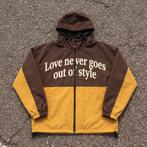 Chaqueta Cortavientos Impermeable para Hombre con Cremallera y Estampado de Letras Personalizado, Estilo Urbano con Capucha - Product Image 6