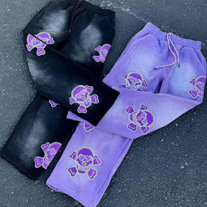 Chándal de invierno personalizado estilo vintage Y2K |   Sudadera con Capucha y Pantalones Deportivos con Estampado Brillante, Corte Regular |   Felpa 100% Algodón de Alta Calidad Estilo Hip Hop de los 2000s - Product Image 5