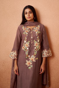 Conjunto de Kurta y Palazzo Bordados en Color Marrón con Dupatta, Ropa Étnica Tradicional India y Pakistaní para Mujer, Ropa para Bodas - Product Image 4