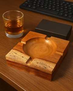 Cendrier élégant en bois Tradebyd fait à la main cendrier en bois moderne pour fumeurs bars restaurants café et décoration intérieure - Product Image 1