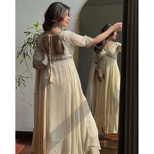 Vestidos de noche de diseñador Hermoso vestido de fiesta con elegante Dupatta - Product Image 5