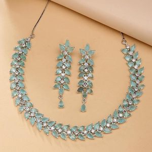 Silver Plated Alloy Necklace <b>Earrings</b> <b>Bracelet</b> <b>Set</b> Flower Design Zircon Women's Wedding Jewelry Romantic Style - Product Image 2