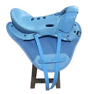 BLUHORSE 2026 - Sillín de equitación inglés de alta calidad para resistencia, duradero, con correas de PVC atractivas, estructura de fibra, modelo Setzi, 18 pulgadas - Product Image 2