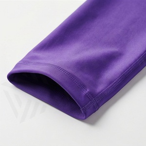 ชุดโยคะคุณภาพสูงแบบกำหนดเองได้ ความยาวระดับเข่า ชุดกีฬาโพลีเอสเตอร์สำหรับผู้หญิง ไซส์พลัส เสื้อผ้าออกกำลังกาย ชุดออกกำลังกาย - Product Image 6