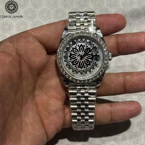 Reloj de Lujo para Hombre Charm Jewels, de Acero Inoxidable, Esfera Cuadrada, Mecánico Analógico de 40 mm, Luminoso, con Botón de Presión y Cierre Oculto, Correa Plateada - Product Image 2