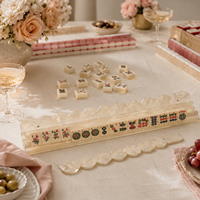 En gros, Rangements et pousseurs de Mahjong magnétiques en acrylique de luxe moderne, avec bord ondulé, style perle, ensemble américain, résistants à l'eau et écologiques
