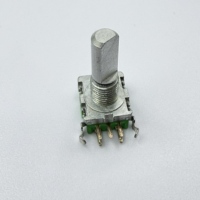 Fabrika Toptan Satış Favor Union Incremental F11E Serisi 11mm Metal D Ekseni Darbe Enkoderi PC Pin Takılabilir Dikey Araç 1.5V-3.5V