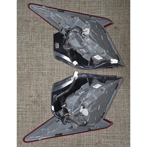Pièces détachées auto compatibles pour Hyundai Elantra 2021-2024, feux arrière gauche et droit (paire) 92401AA000 92402AA000, pièces auto coréennes - Product Image 1