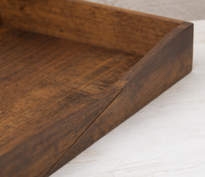 Plateau de service et d'organisation rectangulaire en bois d'acacia fait main avec un design moderne/rustique pour la cuisine et la décoration de la maison - Product Image 2