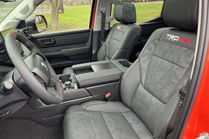 โตโยต้า ทุนดรา TRD Pro ปี 2023 สภาพดีที่สุด - Product Image 6