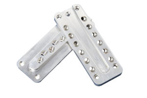 Piezas de Mecanizado CNC de 5 Ejes de Alta Calidad, Personalizadas, de Acero Inoxidable, para Automóviles, Soporte para Manija de Puerta de Latón, ISO9001 - Product Image 3