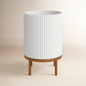 Pot de fleurs en céramique blanche minimaliste avec support en bois, jardinière pour plantes d'intérieur, design côtelé, finition émaillée - Product Image 5
