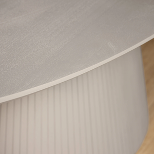 Mesa de Comedor Moderna con Base de Madera con Diseño de Listones Verticales de Aspecto Lujoso, Forma Ovalada Sólida y Cubierta de Madera de Mango con Acabado Gris - Product Image 5