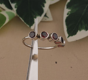 Anillo Clásico de Granate Rojo Natural para Mujer, Plata de Ley 925, Gema Genuina de Enero, Joyería con Banda de Piedra Preciosa Profunda, Venta al por Mayor - Product Image 3