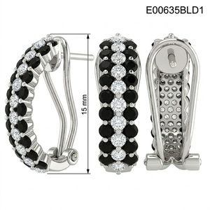 Boucles d'oreilles créoles modernes en or blanc 18 carats avec diamants noirs et blancs, pavé 3 rangs, fermoir à clip articulé, pour cadeau d'anniversaire de luxe - Product Image 5