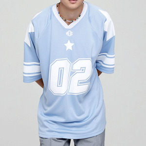 Maillot de football américain respirant en maille à faible MOQ pour hommes, col en V oversize, streetwear, impression de numéro personnalisée, fabrication en gros OEM ODM - Product Image 1