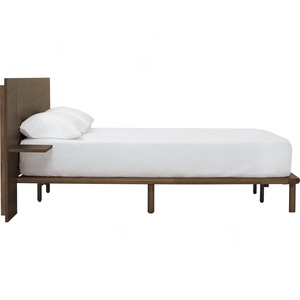 Base de Cama Queen Estilo Nórdico de Mediados de Siglo con Mesitas de Noche de Madera y Cabecero Ancho Extendido, Acabado Minimalista en Nogal - Product Image 3
