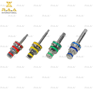 Adaptador de 4 destornilladores hexagonales dentales para implantología, largos y cortos, 1.25mm y 2.42mm, R.A.A. INTERNATIONAL, calidad premium, modelo RAA-622 - Product Image 2