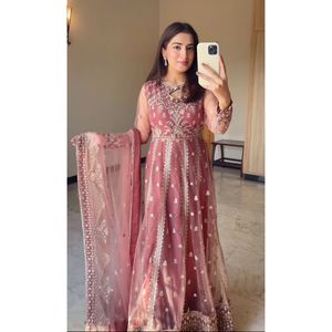 Ensemble de dupatta de designer avec robe de soirée pour les occasions de club - Product Image 5