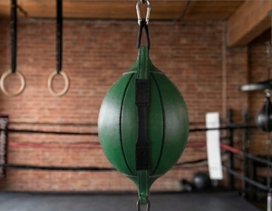 Sac de frappe double extrémité en PU vert Hawk, à installation facile, pour entraînement universel de boxe - Product Image 3
