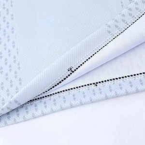 Vêtements de sport personnalisés à logo imprimé, très demandés, de haute qualité, en polyester, uniformes de basket-ball en différentes couleurs - Product Image 2