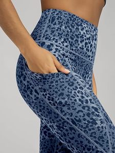 Capris de yoga taille haute pour femmes avec poches, legging capri athlétique non transparent pour l'entraînement et la course à pied avec effet ventre plat - Product Image 4