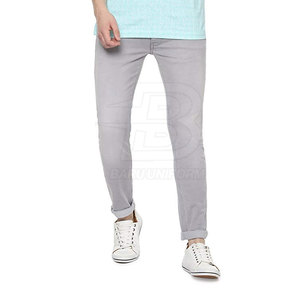 Pantalon en jean pour homme, coupe ajustée, style décontracté chic, confort quotidien, look moderne et élégant - Product Image 3