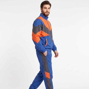 Ensemble coupe-vent streetwear personnalisé pour les marques streetwear américaines avec ensemble coupe-vent en nylon ripstop et vêtements en gros - Product Image 6