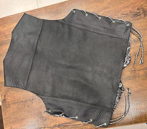 Gilet de moto décontracté durable, gilet en cuir véritable personnalisé de qualité supérieure, vêtements pour motards pour hommes - Product Image 2