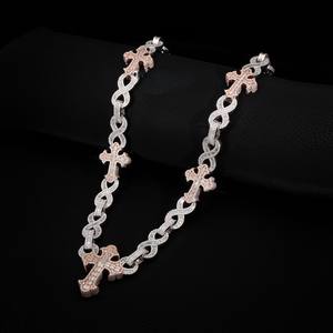 Cadena cubana Miami con cruz de joyería hip hop personalizada, con moissanita VVS de 18 mm de corte baguette, en plata de ley 925 certificada y con incrustaciones. - Product Image 2