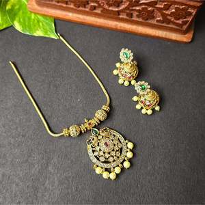 Gold Plated Circle Peacock Chain Fashion Jewelry Set - Product Image 1