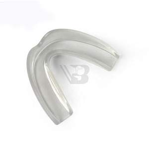 Protège-dents en silicone violet pour la boxe, protection sportive, unisexe adulte, léger, non toxique, design à enfiler - Product Image 1