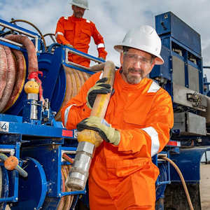 ชุดคลุมสะท้อนแสงแบบสั่งทำพิเศษสำหรับงานอุตสาหกรรม ชุดยูนิฟอร์มเต็มตัวสำหรับผู้ชาย ปลอดภัยและสวมใส่สบายในที่ทำงาน - Product Image 5