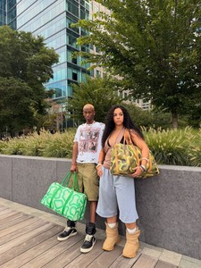Sac de voyage en cuir vert de luxe fait main de qualité supérieure, finition raffinée, grande capacité, fermeture éclair, sac de sport décontracté - Product Image 1