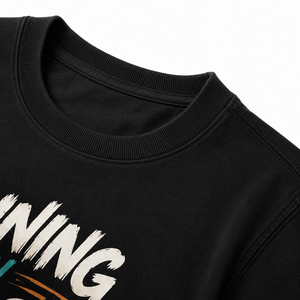 T-shirt noir pour homme à manches longues, col rond, coupe décontractée, imprimé par transfert thermique motif dessin animé Running Coffee, 100% coton jersey - Product Image 4