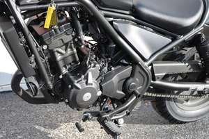 Motocicleta Cruiser Clásica Rebel 300 CMX300 2026 de 286cc, Monocilíndrica Refrigerada por Líquido, 6 Velocidades, Disponible para Exportación - Product Image 3