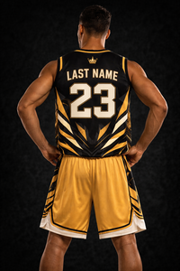 Uniforme de basket-ball personnalisé par sublimation, maillot respirant en polyester, shorts, vêtements de sport pour l'entraînement d'équipe, noir doré, nouveau design - Product Image 6