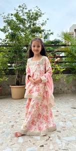 Ensemble Kurta Sharara à fleurs pour bébé fille – Tenue de fête et de cérémonie - Product Image 3