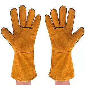 Guantes de soldadura de piel sintética Premium SAFETREE de 14 pulgadas: resistentes al calor y a las chispas, guantes de cuero de seguridad duraderos de Pakistán - Product Image 3