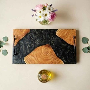 Plateau de service décoratif en résine et bois fait main, très demandé, pour la maison, la table à manger, la cuisine, le restaurant, l'hôtel et les cadeaux, en vente - Product Image 3