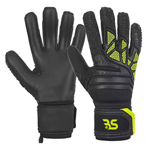 Gants de gardien de but durables avec support renforcé du poignet pour une meilleure manipulation et une performance accrue au football - Product Image 1