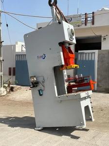 Máquina para fabricar contenedores de aluminio hidráulicos de cuatro cavidades con operación automática para envasado de alta velocidad - Product Image 3