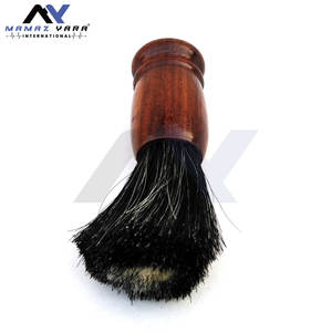 Brocha de Afeitar Tradicional con Mango de Madera, Logotipo Personalizado, Agarre Cómodo y Cerdas de Alta Densidad para Barberos y Mayoristas - Product Image 3